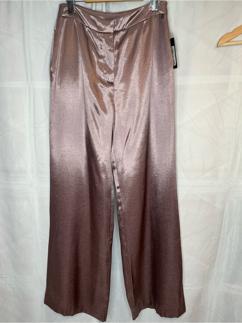 2341 - Guess Metallic Mauve Satin Wide-Leg Pants - Picture 2 of 11